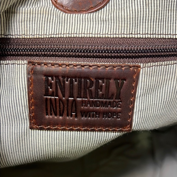 Entirely India Handmade Jessica Casual Brown Leather Tote - Picture 7 of 8